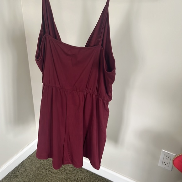 Shein Rhomper - Picture 2 of 3